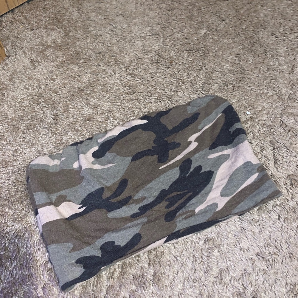 Fashion nova crop top